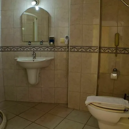 Hotel Seril 1