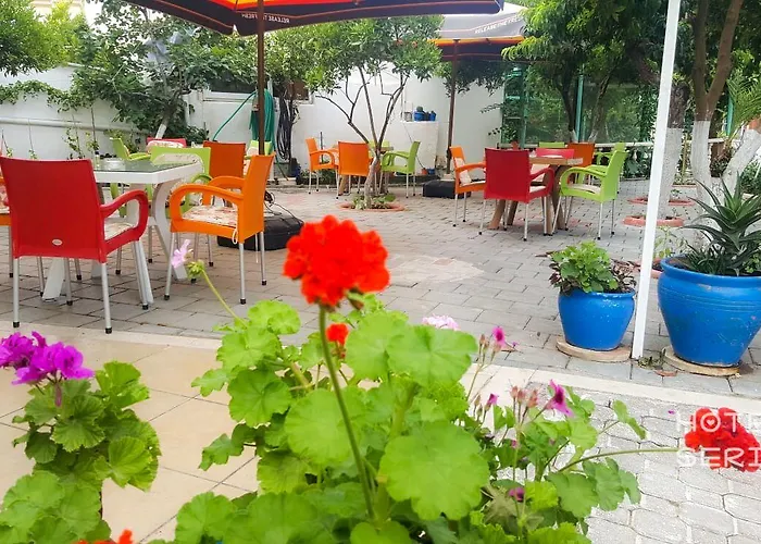 Seril 1 ホテル 2*